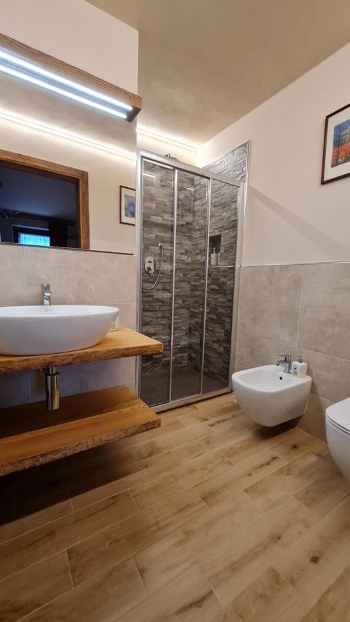 Casa Margherita Chambres D'Hotes & Spa Challand-Saint-Anselme Extérieur photo